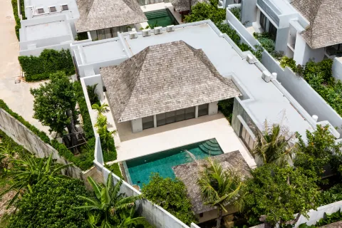 Chalet de 3 dormitorios en Phuket, Tailandia № 105509 - foto 27