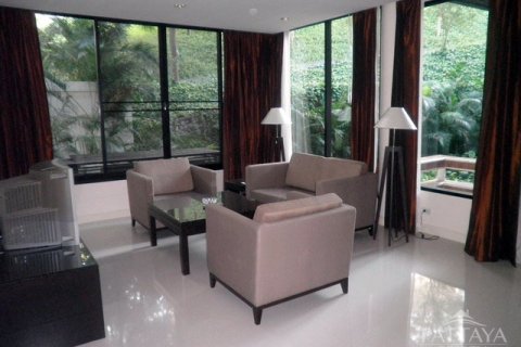 Casa de 3 dormitorios en Pattaya, Tailandia № 243266 - foto 5