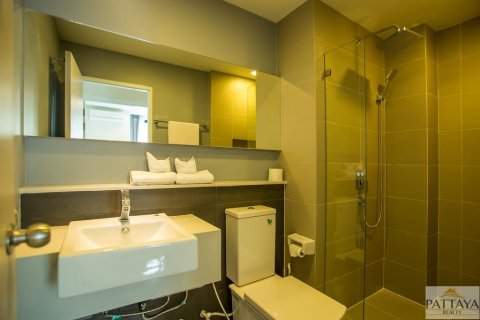 Condominio de 1 dormitorio en Jomtien Beach, Pattaya, Tailandia № 242380 - foto 4