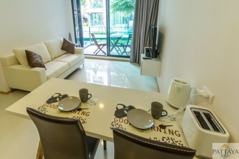 Condominio de 1 dormitorio en Jomtien Beach, Pattaya, Tailandia № 242380 - foto 9