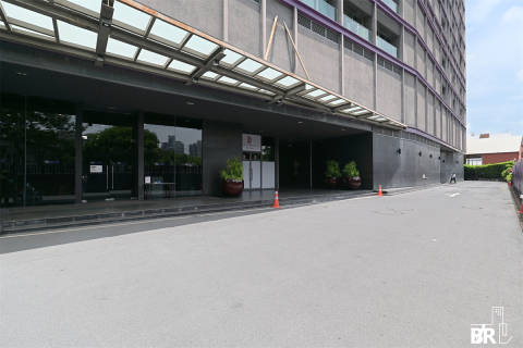 Condo in Bangkok, Thailand, 3 bedrooms  № 185578 - photo 2