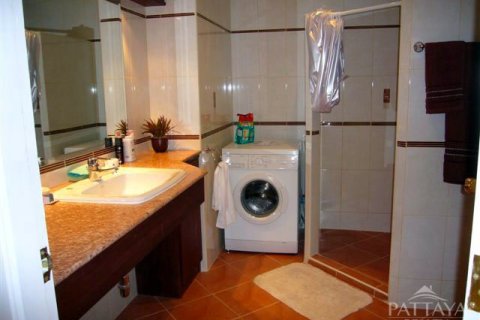 Condominio de 2 dormitorios en Pattaya, Tailandia № 243002 - foto 7