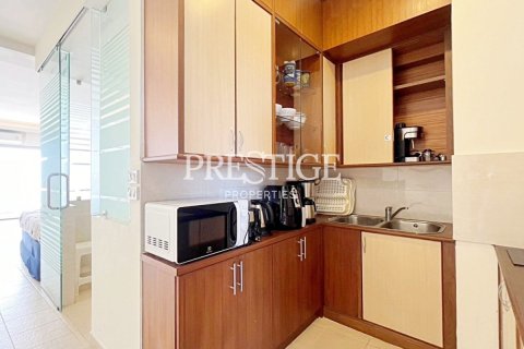 Studio dans le Condo à Pattaya, Thaïlande  № 234407 - photo 6