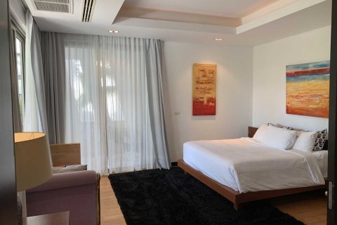 Condominio de 2 dormitorios en Bang Tao, Tailandia № 120773 - foto 10