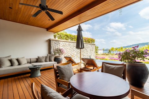 Condo à Kamala, Thaïlande, 3 chambres  № 3805