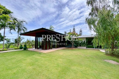House in Pattaya, Thailand 2 bedrooms № 250279