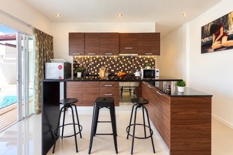 Chalet de 3 dormitorios en Bang Tao, Tailandia № 241674 - foto 7