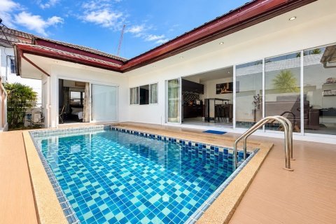 Chalet de 3 dormitorios en Bang Tao, Tailandia № 241674 - foto 4
