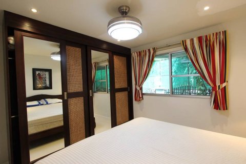 Condominio de 2 dormitorios en Pattaya, Tailandia № 242577 - foto 13
