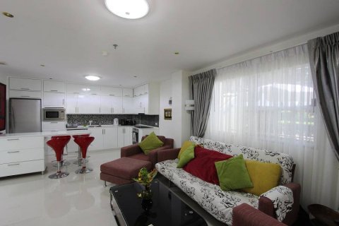 Condominio de 2 dormitorios en Pattaya, Tailandia № 242577 - foto 10