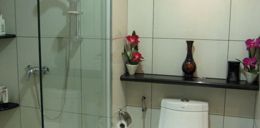 Estudio en el condominio en Pattaya, Tailandia № 242711