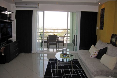 Estudio en el condominio en Pattaya, Tailandia № 242711 - foto 12
