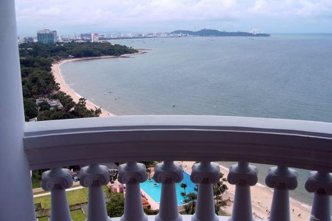 Condominio de 3 dormitorios en Pattaya, Tailandia № 242709 - foto 5