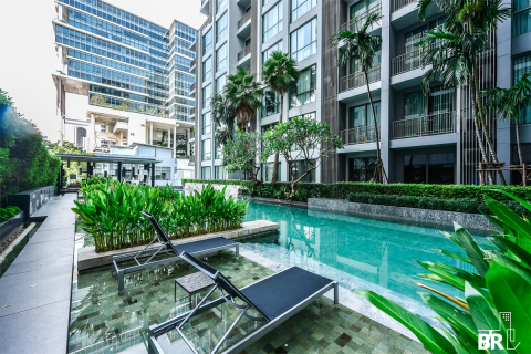 Condo in Bangkok, Thailand, 3 bedrooms  № 185573 - photo 3