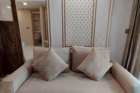 Apartamento de 2 habitaciones en Pattaya, Tailandia № 214247 - foto 3
