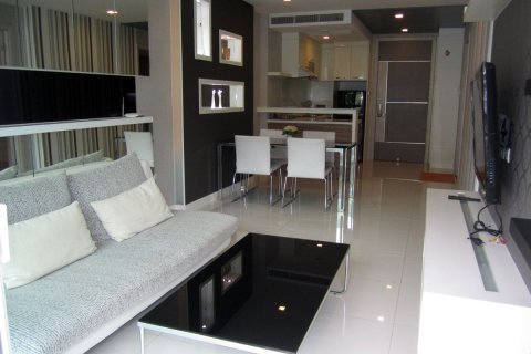 Condominio de 1 dormitorio en Pattaya, Tailandia № 242934 - foto 2