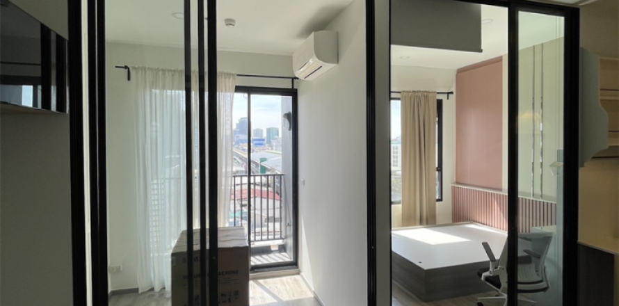 Eigentumswohnung in Bangkok, Thailand, 1 Schlafzimmer  № 241618