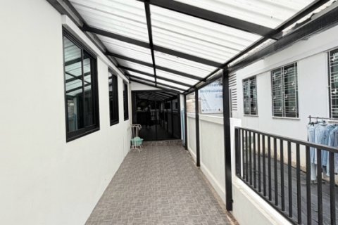 Condo à San Kamphaeng, Thaïlande, 3 chambres  № 254722