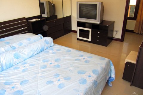 Casa de 3 dormitorios en Pattaya, Tailandia № 243075 - foto 13