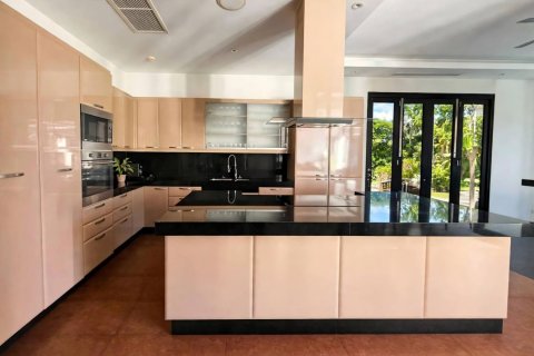 Casa de 5 dormitorios en Hua Hin, Tailandia № 180512 - foto 11