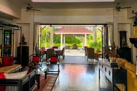 Casa de 5 dormitorios en Hua Hin, Tailandia № 180512 - foto 8