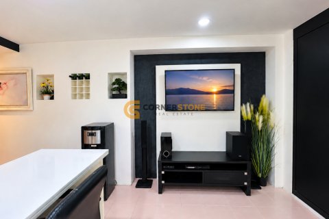 Condominio de 1 dormitorio en Jomtien Beach, Pattaya, Tailandia № 234308 - foto 4