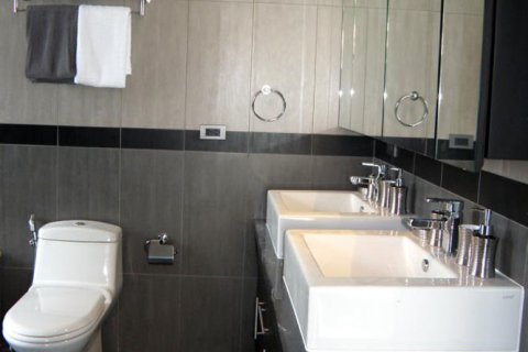 Haus in Pattaya, Thailand 4 Schlafzimmer № 243325 - Foto 1