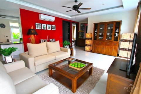 Haus in Pattaya, Thailand 4 Schlafzimmer № 243325 - Foto 7