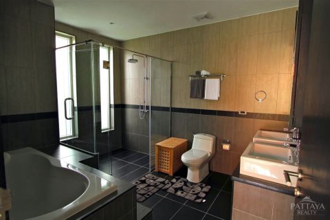Haus in Pattaya, Thailand 4 Schlafzimmer № 243325 - Foto 12