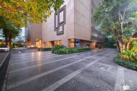 Condo in Bangkok, Thailand, 2 bedrooms № 254895 - photo 8