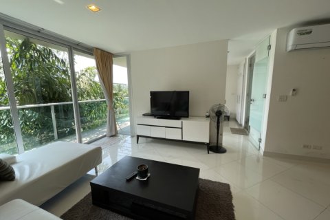 Condo in Pattaya, Thailand, 2 bedrooms in Laguna Heights  № 243424