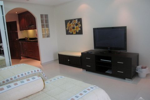 Studio in the Condo on Jomtien Beach, Pattaya, Thailand  № 242616 - photo 2