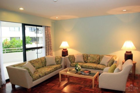 Condominio de 3 dormitorios en Pattaya, Tailandia № 242221 - foto 2