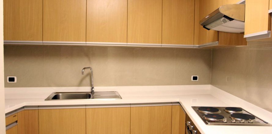Condominio de 3 dormitorios en Pattaya, Tailandia № 242221