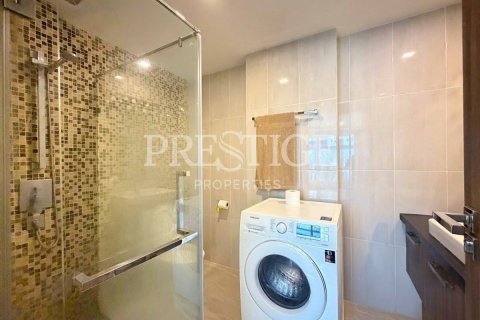 Condo in Pattaya, Thailand, 1 bedroom  № 254659 - photo 12