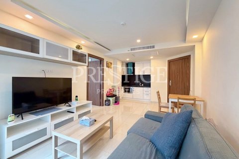 Condo in Pattaya, Thailand, 1 bedroom  № 254659 - photo 4