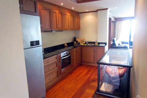 Condo in Pattaya, Thailand, 3 bedrooms  № 242828 - photo 2