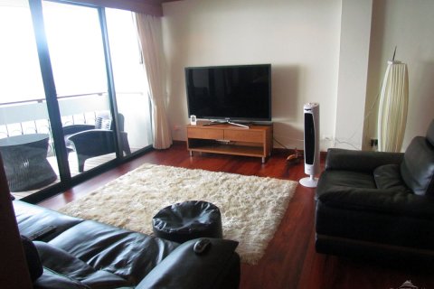 Condo in Pattaya, Thailand, 3 bedrooms  № 242828 - photo 4