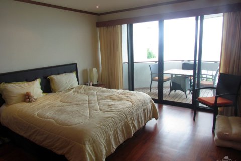 Condo in Pattaya, Thailand, 3 bedrooms  № 242828 - photo 8