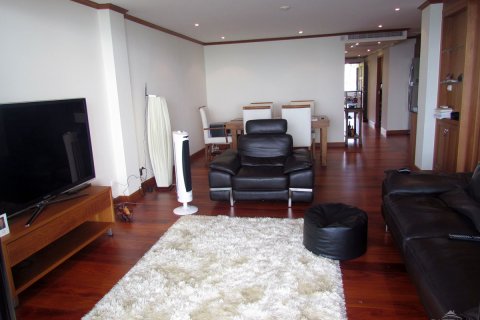 Condo in Pattaya, Thailand, 3 bedrooms  № 242828 - photo 5