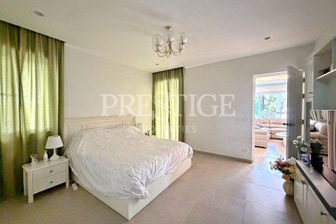 House in Pattaya, Thailand 4 bedrooms № 241672 - photo 13