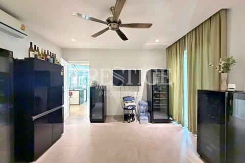 House in Pattaya, Thailand 4 bedrooms № 241672 - photo 25