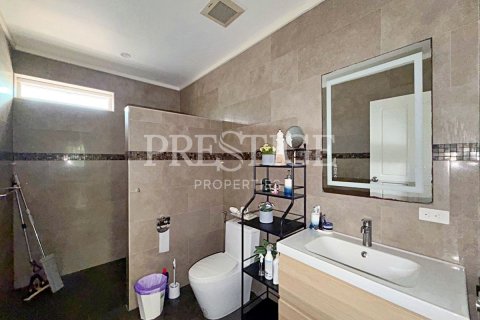 House in Pattaya, Thailand 4 bedrooms № 241672 - photo 15