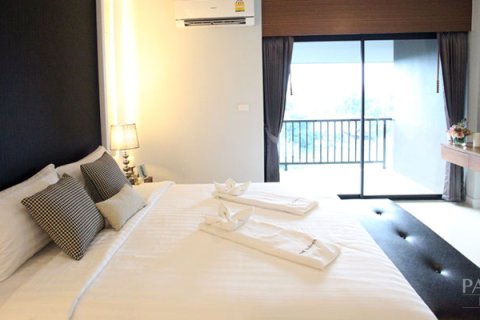 Condominio de 2 dormitorios en Pattaya, Tailandia № 242920 - foto 2