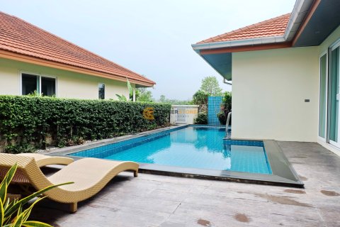Estudio en Pattaya, Tailandia № 243557 - foto 27