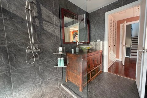 Condominio de 2 dormitorios en Bang Tao, Tailandia № 241492 - foto 12