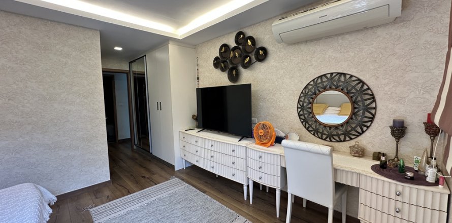 Квартира в Паттайе, Таиланд с 3 комнатами № 250914