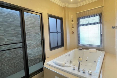 Casa de 5 dormitorios en Bangkok, Tailandia № 249857