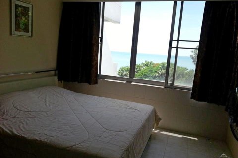 Condominio de 2 dormitorios en Pattaya, Tailandia № 242901 - foto 12