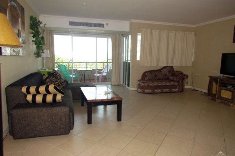 Condominio de 1 dormitorio en Pattaya, Tailandia № 242873 - foto 3